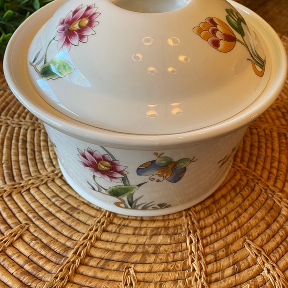 Louis Lourioux France Le Faune Floral & Butterfly Porcelain Covered Dish - Picture 6 of 14